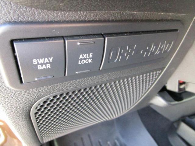 used 2015 Jeep Wrangler Unlimited car, priced at $24,850