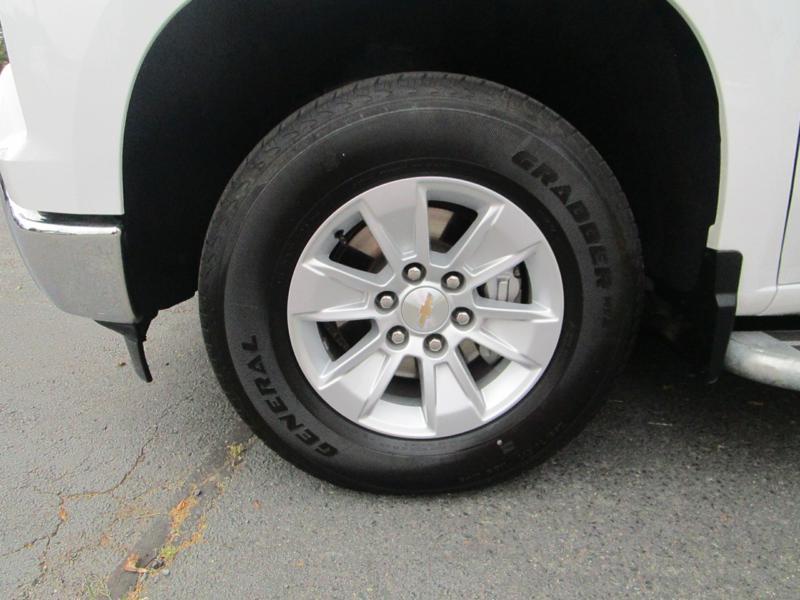used 2024 Chevrolet Silverado 1500 car, priced at $28,900