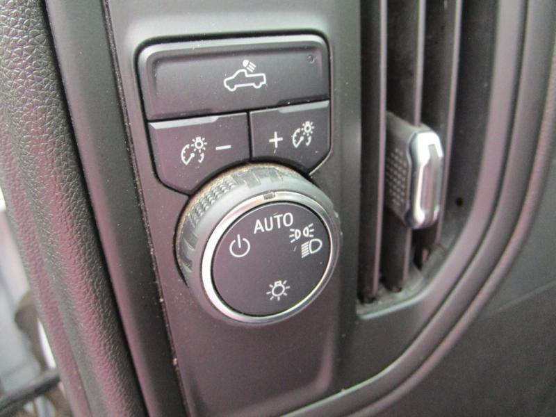 used 2024 Chevrolet Silverado 1500 car, priced at $28,900