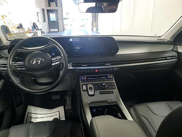 used 2025 Hyundai Palisade car, priced at $34,990