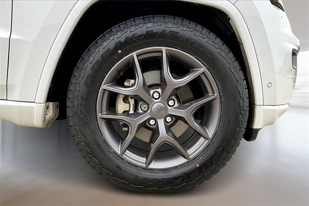 used 2021 Jeep Grand Cherokee car, priced at $21,868