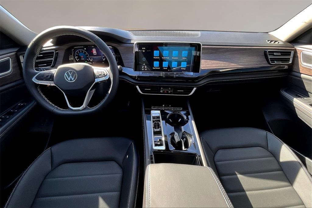 new 2026 Volkswagen Atlas car, priced at $50,184