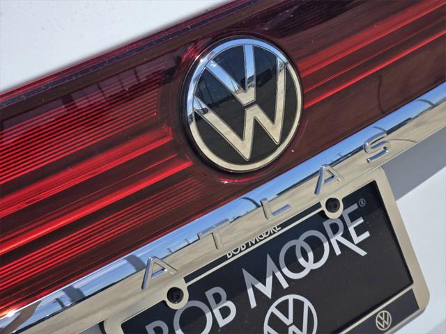 new 2024 Volkswagen Atlas car, priced at $41,878