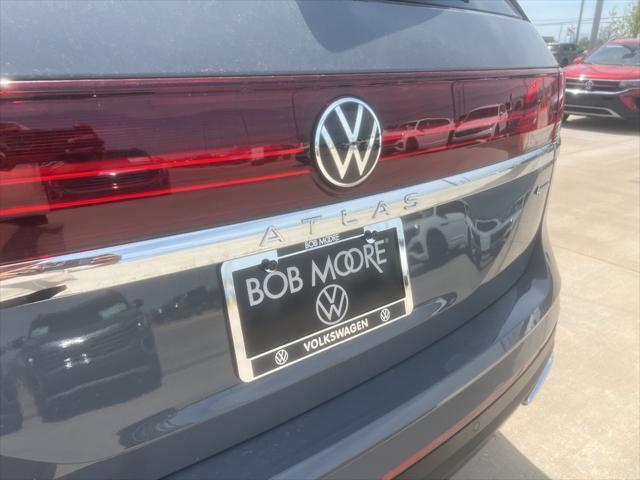 new 2025 Volkswagen Atlas car, priced at $47,009