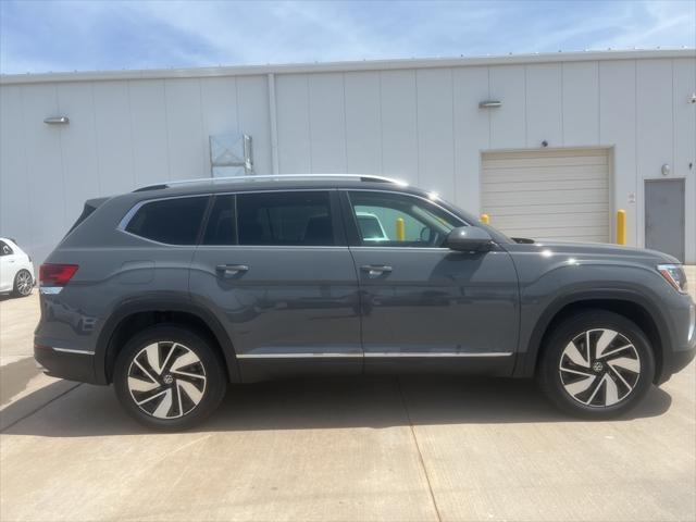 new 2025 Volkswagen Atlas car, priced at $47,009