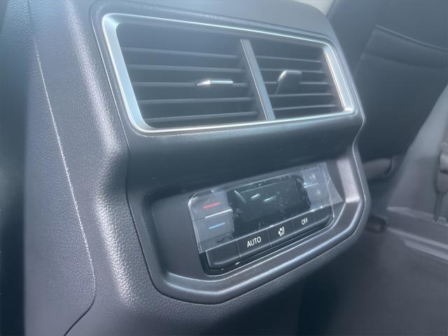new 2025 Volkswagen Atlas car, priced at $45,577
