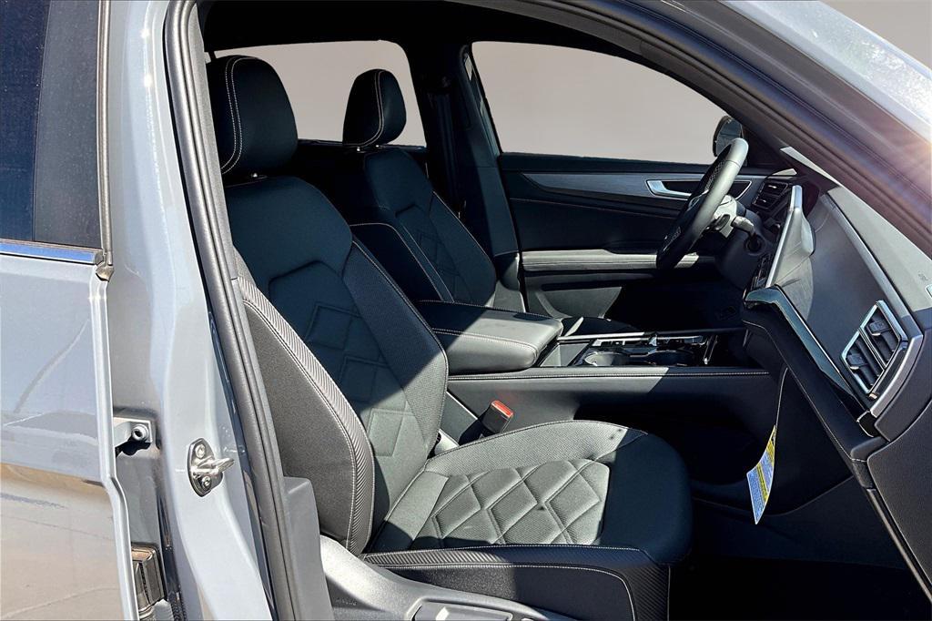 new 2026 Volkswagen Atlas Cross Sport car, priced at $45,358