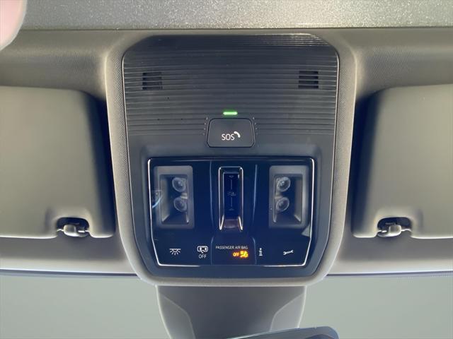 new 2025 Volkswagen ID.4 car, priced at $46,417