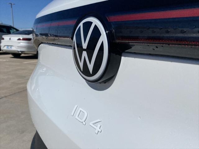 new 2025 Volkswagen ID.4 car, priced at $46,417