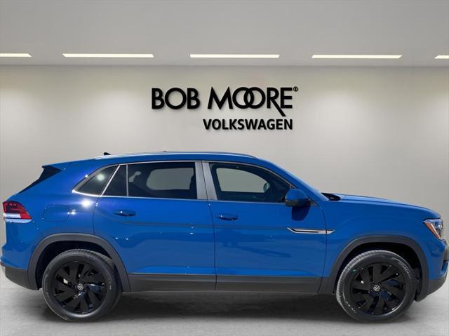 new 2025 Volkswagen Atlas Cross Sport car, priced at $42,311
