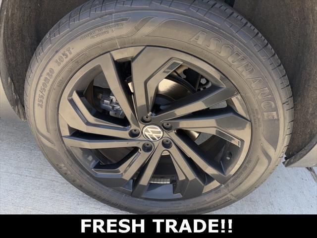 used 2023 Volkswagen Atlas car, priced at $31,810