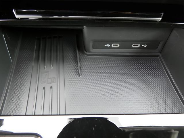 new 2025 Volkswagen Atlas car, priced at $55,551