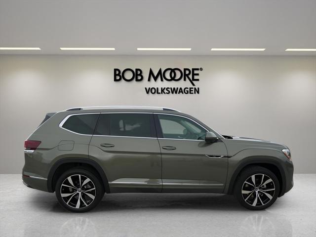 new 2025 Volkswagen Atlas car, priced at $55,551