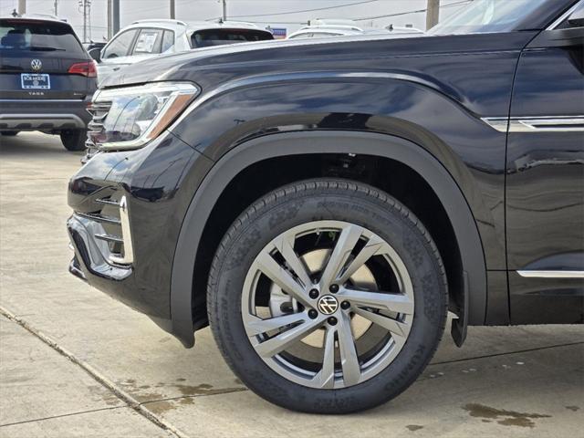 new 2024 Volkswagen Atlas Cross Sport car, priced at $43,434