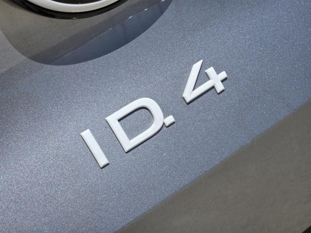 new 2024 Volkswagen ID.4 car, priced at $38,663