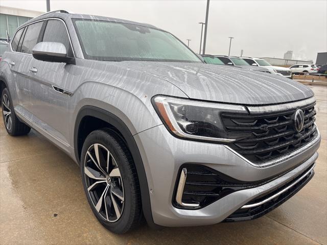 new 2025 Volkswagen Atlas car, priced at $52,083