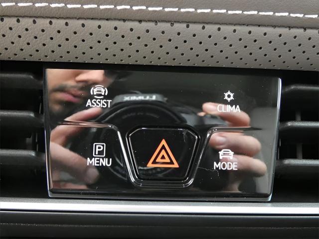 new 2025 Volkswagen Atlas car, priced at $48,572
