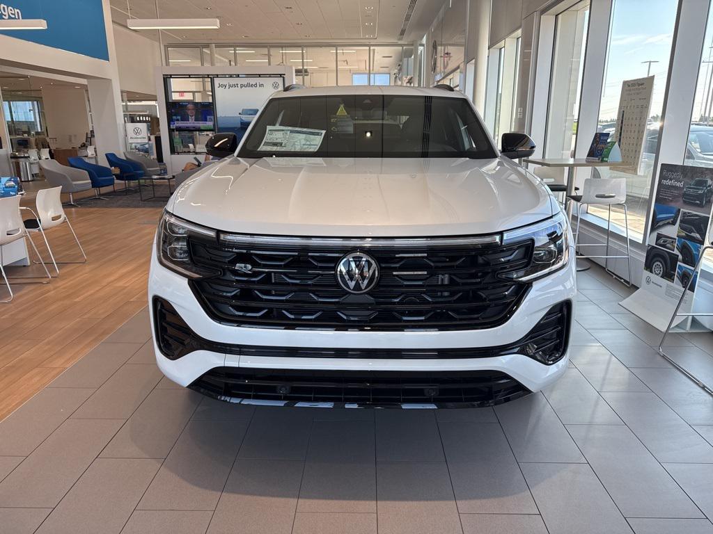 new 2026 Volkswagen Atlas Cross Sport car, priced at $51,292