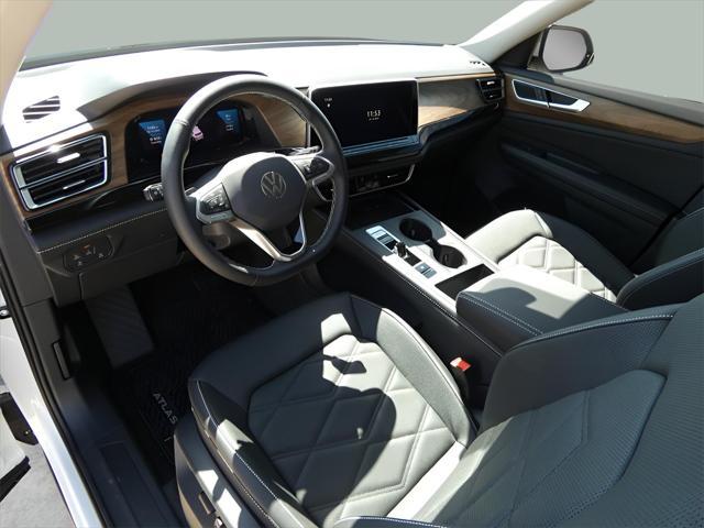 new 2025 Volkswagen Atlas car, priced at $39,961