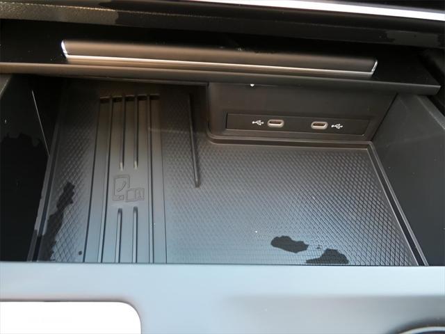 new 2025 Volkswagen Atlas car, priced at $39,961