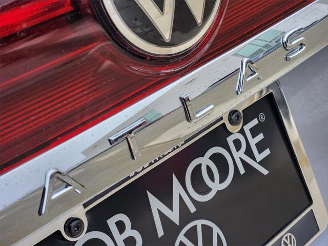 new 2024 Volkswagen Atlas car, priced at $50,781