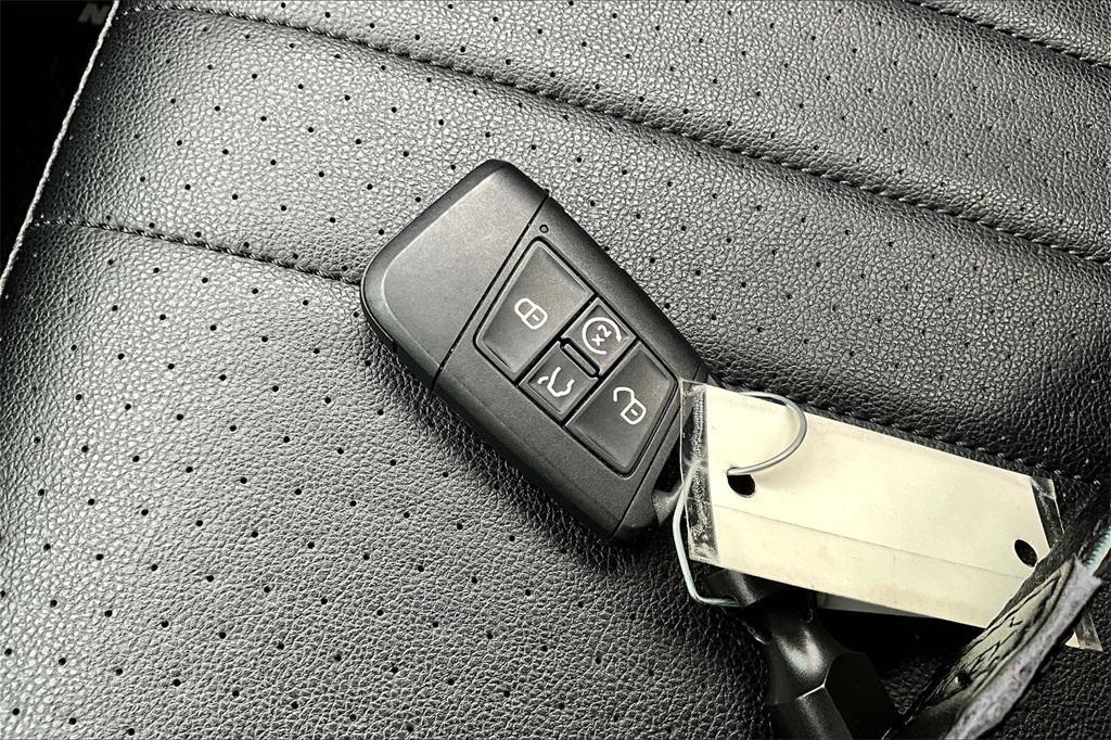 used 2022 Volkswagen Tiguan car, priced at $22,948