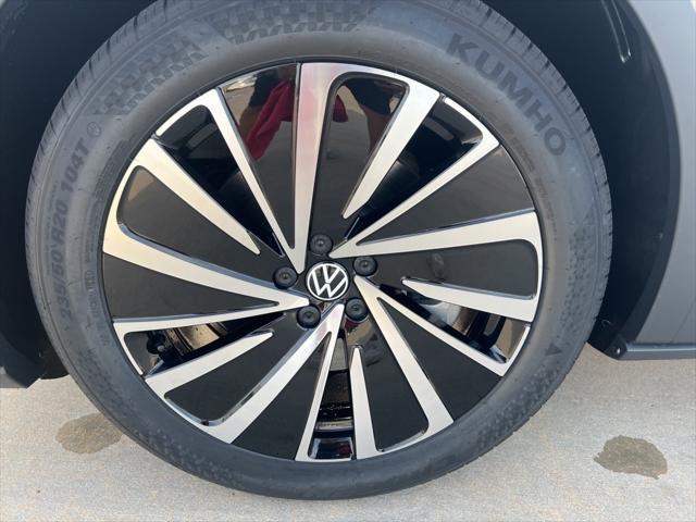 new 2024 Volkswagen ID.4 car, priced at $38,939