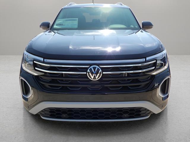 new 2025 Volkswagen Atlas car, priced at $42,404