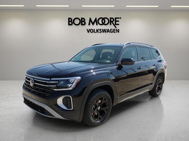 new 2025 Volkswagen Atlas car, priced at $48,076