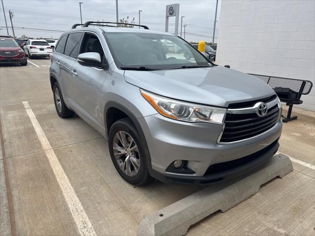 used 2014 Toyota Highlander car, priced at $14,988