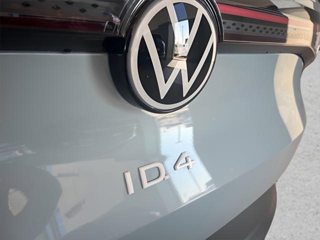 new 2024 Volkswagen ID.4 car, priced at $38,939