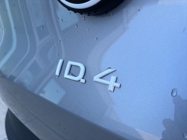 new 2024 Volkswagen ID.4 car, priced at $33,389