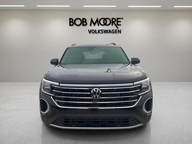 new 2025 Volkswagen Atlas car, priced at $45,073