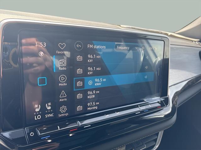 new 2025 Volkswagen Atlas Cross Sport car, priced at $45,411