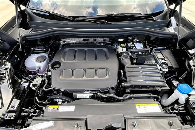new 2025 Volkswagen Tiguan car, priced at $34,092