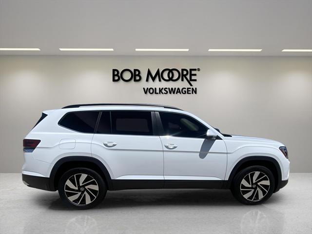 new 2025 Volkswagen Atlas car, priced at $43,104
