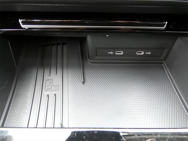 new 2025 Volkswagen Atlas car, priced at $54,009