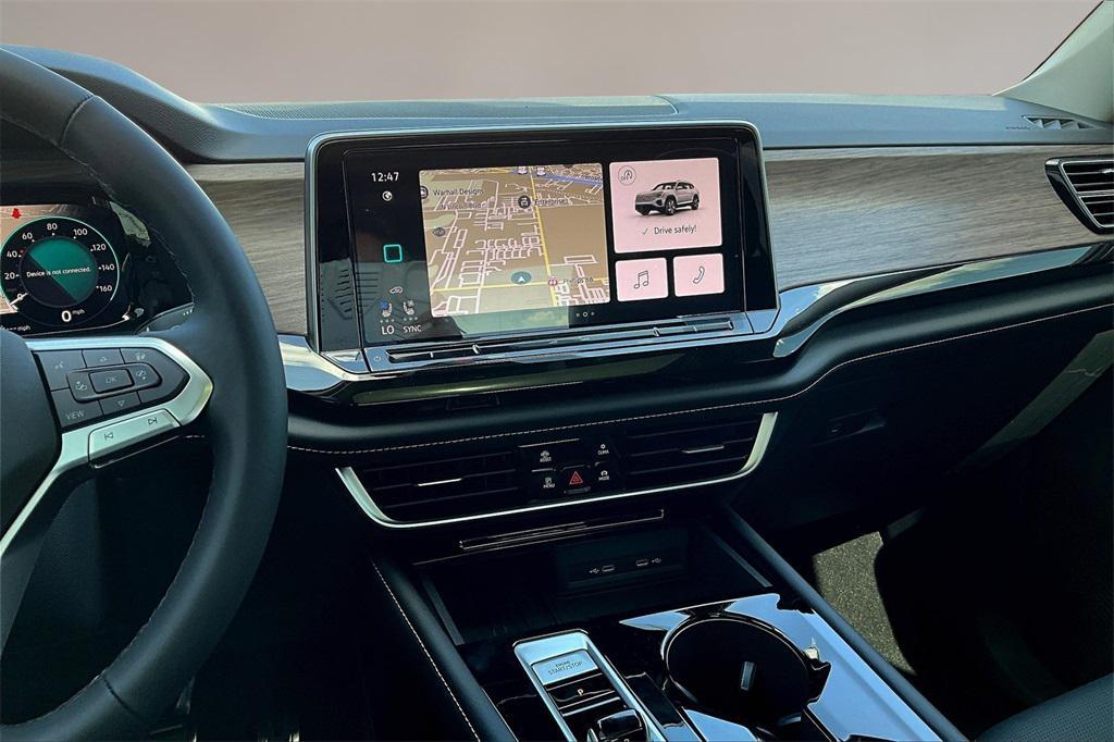 new 2025 Volkswagen Atlas car, priced at $51,009
