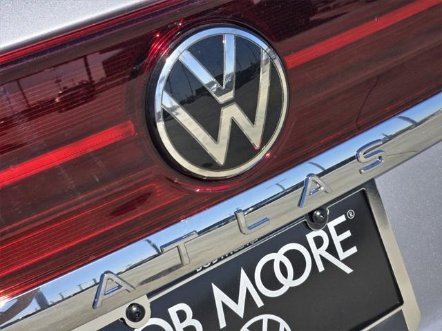 new 2024 Volkswagen Atlas car, priced at $52,039