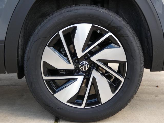 new 2025 Volkswagen Atlas car, priced at $42,931