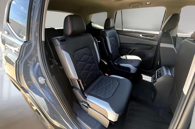 new 2025 Volkswagen Atlas car, priced at $44,939