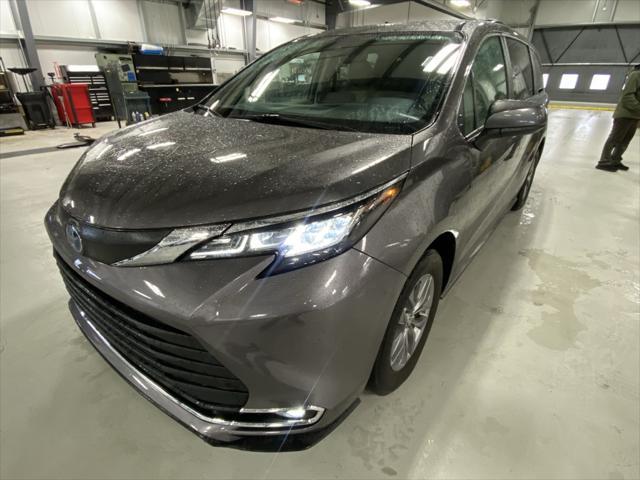 used 2023 Toyota Sienna car, priced at $40,998