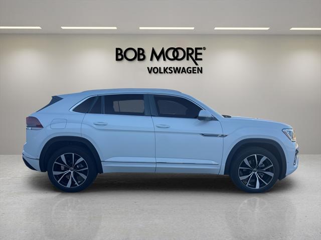 new 2024 Volkswagen Atlas Cross Sport car, priced at $54,689