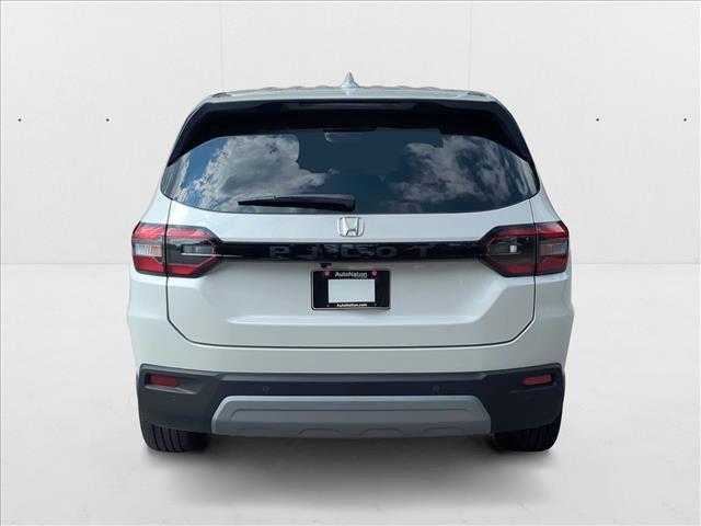 new 2025 Honda Pilot car, priced at $42,725