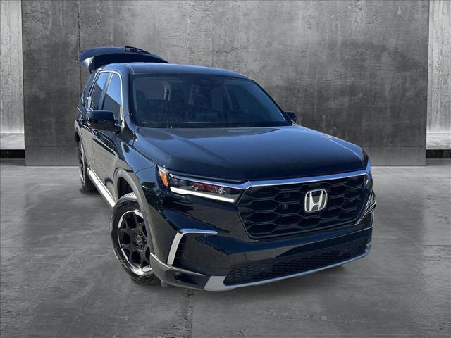 new 2025 Honda Pilot car, priced at $46,795