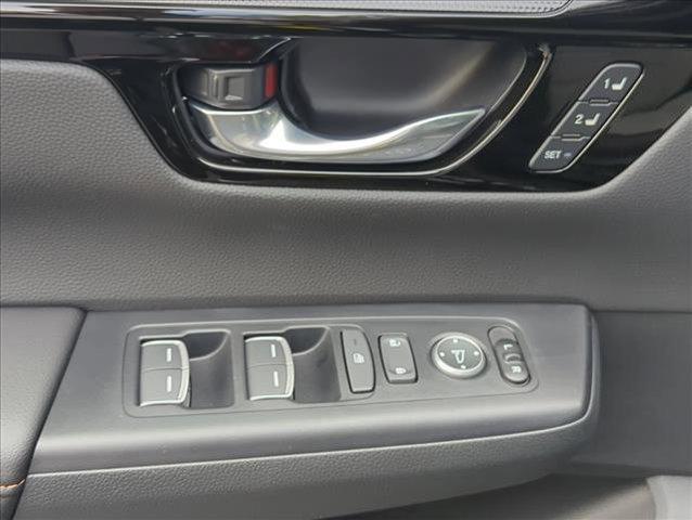 new 2026 Honda CR-V Hybrid car, priced at $43,700