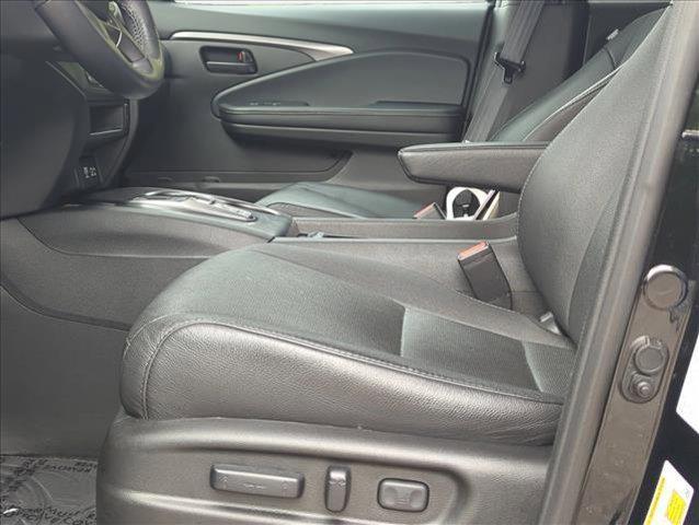 used 2022 Honda Passport car, priced at $31,683