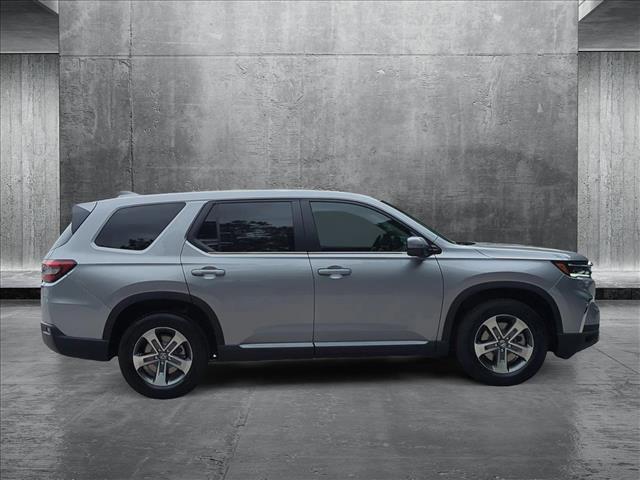 new 2025 Honda Pilot car, priced at $42,925