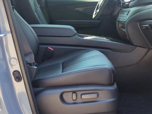 new 2025 Honda Ridgeline car, priced at $45,906