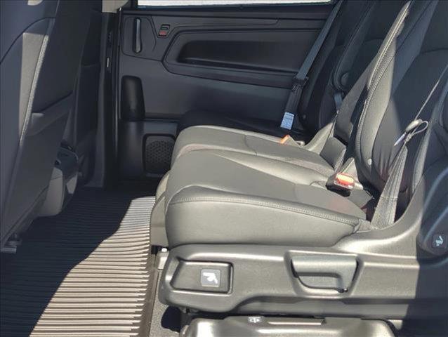 new 2026 Honda Odyssey car, priced at $42,409